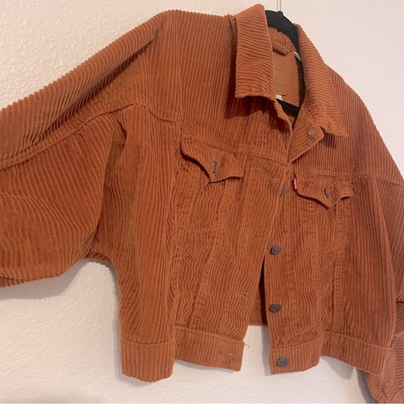 Levi's Cropped Corduroy Trucker Jacket Small Rust Burnt Orange - Picture 6 of 14
